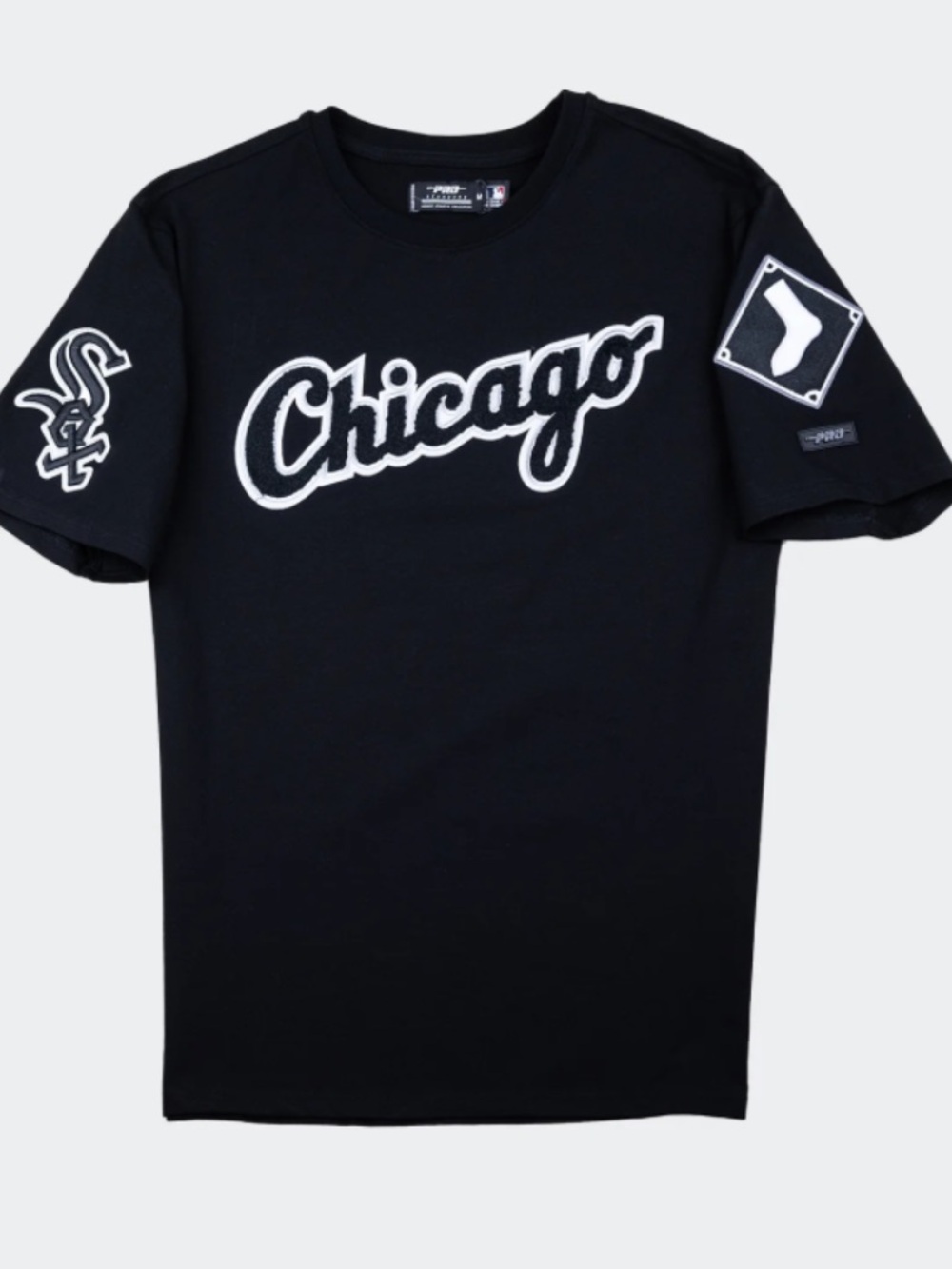 Pro Standard Men's Chicago White Sox Classic Chenille T-Shirt